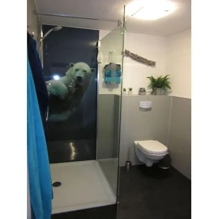 Majestic In Apartment *